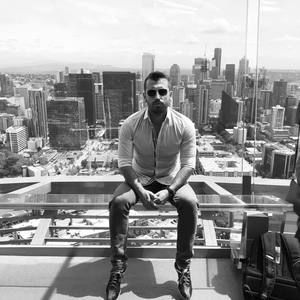 Meet your Posher, Ozgur